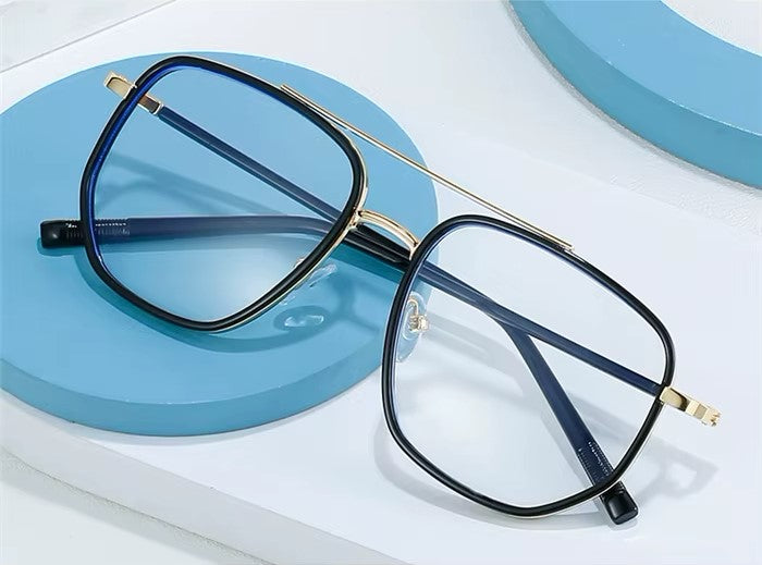 Anteojos Modelo Bari + Filtro de Luz Azul + Tu Receta